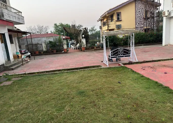 Vintage Villa By Mezbaan Lonavala